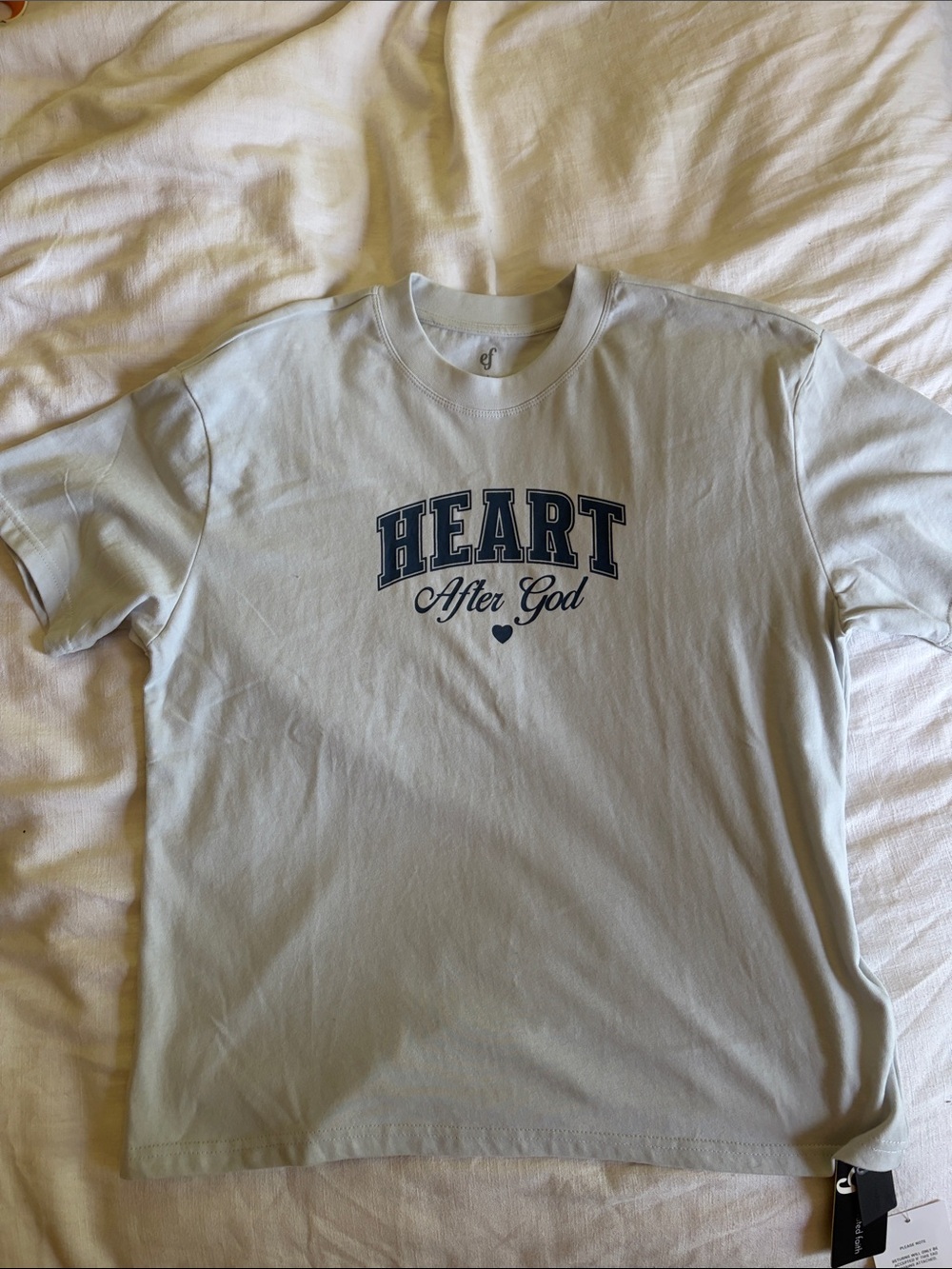 Heart After God Graphic Tee - Elevated Faith